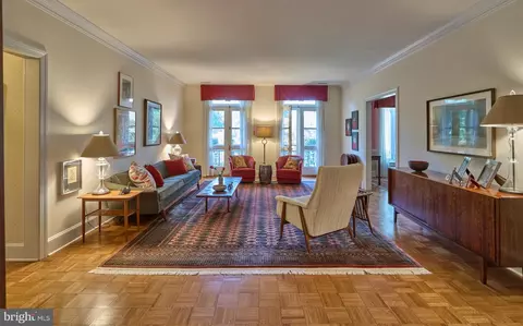 414 Old Lancaster Rd #203, Haverford, PA 19041