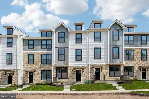 129 Cobblestone Dr #4-25, Harleysville, PA 19438