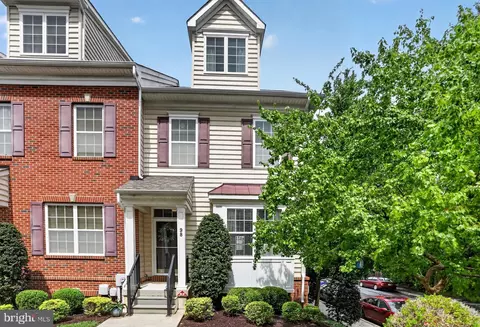 98 Cannon Ct, Lansdale, PA 19446