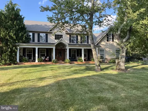 321 Nicholas Ln, Collegeville, PA 19426