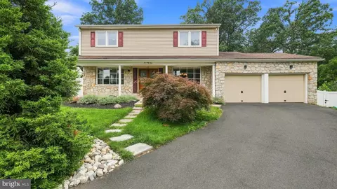 244 Kirk Dr, Huntingdon Valley, PA 19006