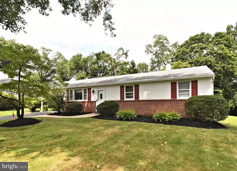 112 Pennapacker Rd, Collegeville, PA 19426