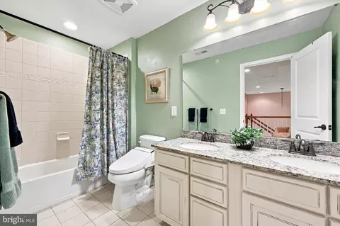 Bath - 135 Brindle Ct, Eagleville, PA 19403 photo 3 of 3