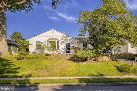 31 Wyndmoor Dr, Glenside, PA 19038