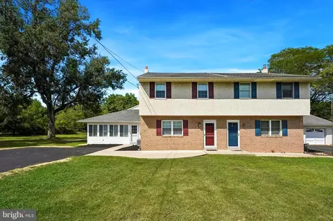 449 Rahns Rd, Collegeville, PA 19426