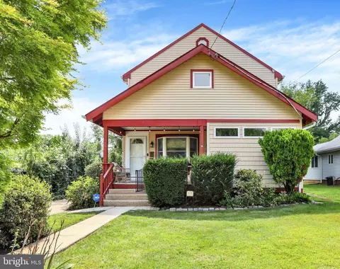 207 Crooked Billet Rd, Hatboro, PA 19040