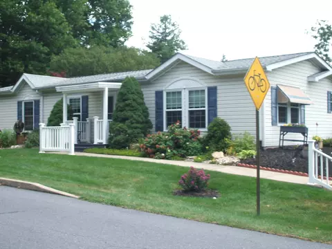 20 Chestnut Ct E, Harleysville, PA 19438