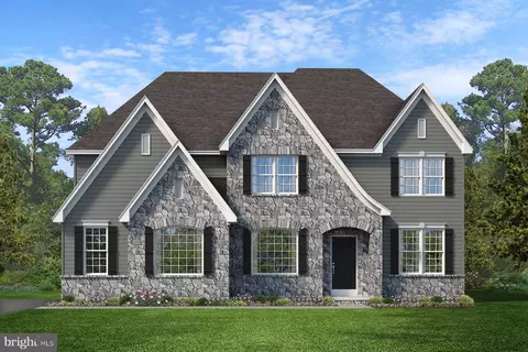1023 Glasco Dr, Pennsburg, PA 18073