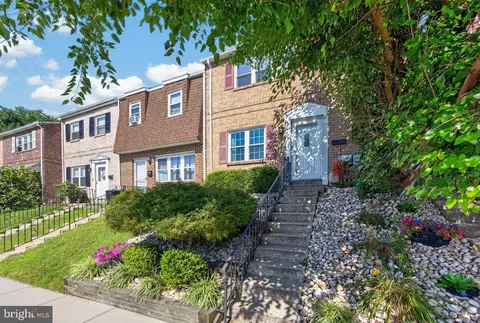 2002 Bayless Pl, Eagleville, PA 19403
