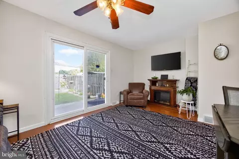 Living - 2002 Bayless Pl, Eagleville, PA 19403 photo 1 of 1