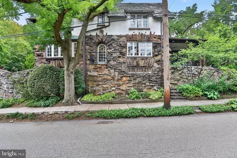120 Edgehill Rd, Bala Cynwyd, PA 19004