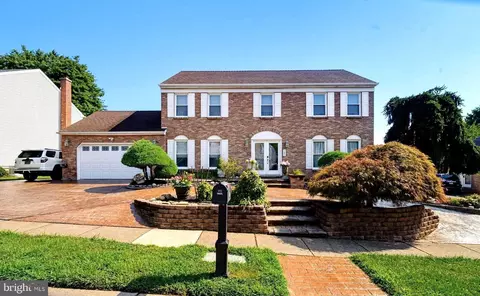181 Pheasant Ln, Huntingdon Valley, PA 19006