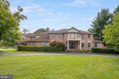 104 Sparango Ln, Plymouth Meeting, PA 19462