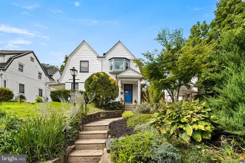 1471 Braddock Ln, Wynnewood, PA 19096
