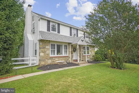 2111 Rush Rd, Abington, PA 19001