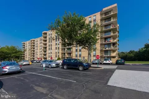 666 W Germantown Pike #2801, Plymouth Meeting, PA 19462