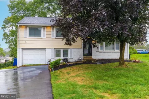 2866 Joyce Rd, Abington, PA 19001