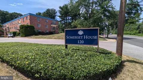 120 N Bethlehem Pike #202-A, Fort Washington, PA 19034