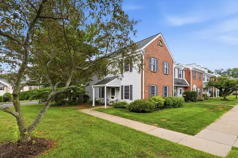 325 Christopher Ct, Lansdale, PA 19446