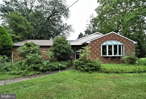 1560 Penllyn Blue Bell Pike, Blue Bell, PA 19422