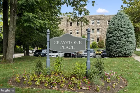 424 W Montgomery Ave #4-B, Haverford, PA 19041