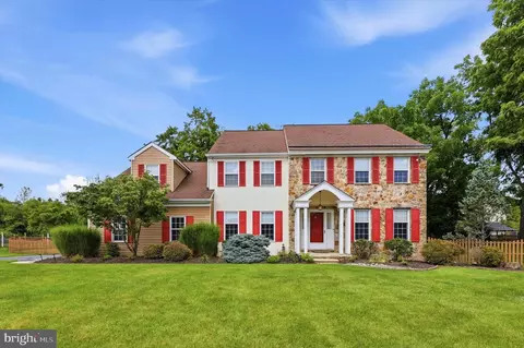 940 Rosewood Dr, Blue Bell, PA 19422