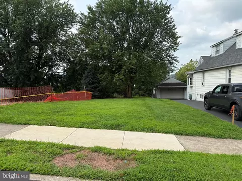 431 Sixth, Conshohocken, PA 19428