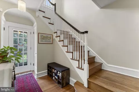 Entry Way - 101 Maple Ave, Wyncote, PA 19095 photo 1 of 3