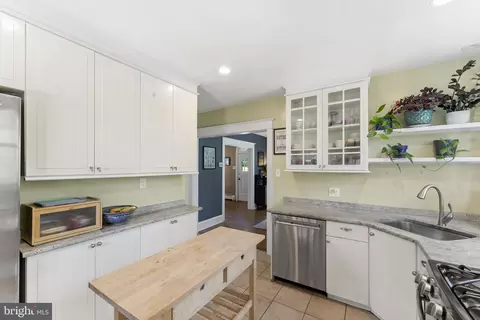 Kitchen - 101 Maple Ave, Wyncote, PA 19095 photo 2 of 2