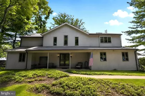 1210 N Trooper Rd, Norristown, PA 19403