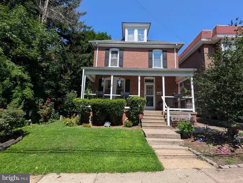 33 Centre Ave, West Norriton, PA 19403