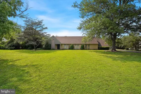 406 Lower State Rd, North Wales, PA 19454