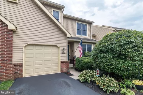 203 Pinecrest Ln, Lansdale, PA 19446