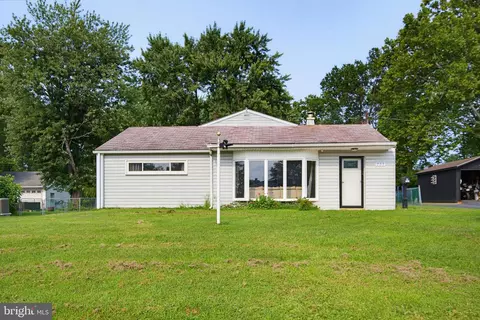 737 Woodbrook Ln, Plymouth Meeting, PA 19462