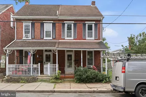 952 Queen St, Pottstown, PA 19464