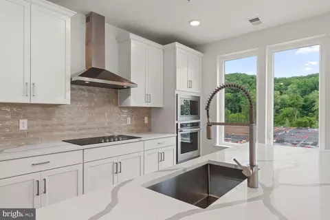 431 Washington St #113 LEWIS, Conshohocken, PA 19428