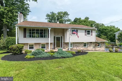 2301 Welsh Dr, Pottstown, PA 19464