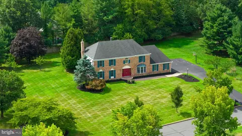 1342 Tanglewood Dr #north, North Wales, PA 19454