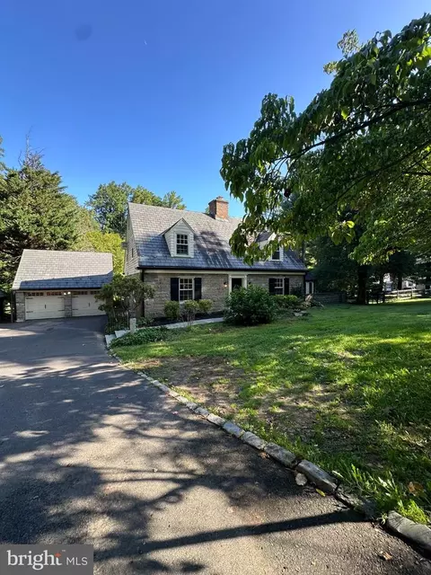 65 Shady Ln Apt, Jenkintown, PA 19046