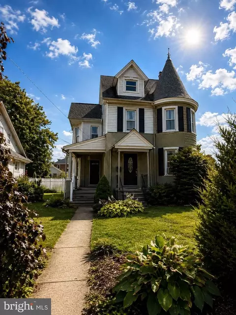 26 S Main St, Telford, PA 18969