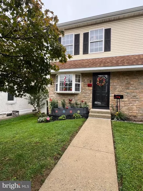 22 W 7th St, Bridgeport, PA 19405