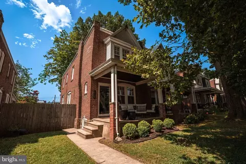 1719 Powell St, Norristown, PA 19401