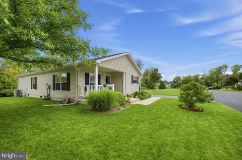 541 Springhouse, North Wales, PA 19454