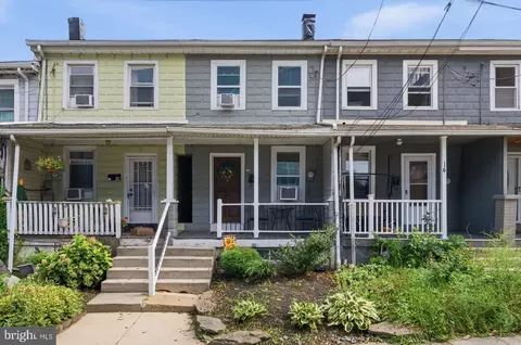 15 Coates St, Bridgeport, PA 19405
