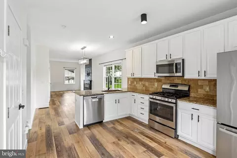 626 Fulton St, Conshohocken, PA 19428
