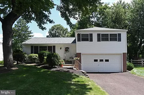 209 Becker Rd, North Wales, PA 19454