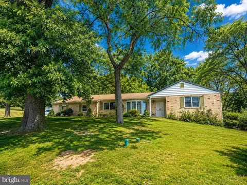 130 Webber Rd Apt, Telford, PA 18969