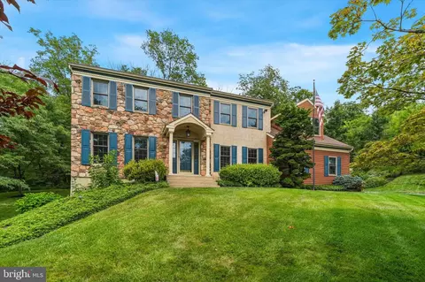 120 Summit Dr, Phoenixville, PA 19460