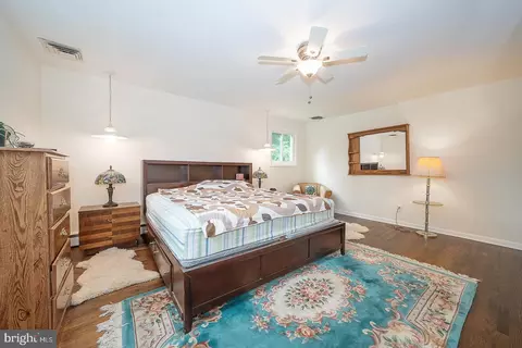 Bedroom - 528 Sprague Rd, Penn Valley, PA 19072 photo 2 of 5