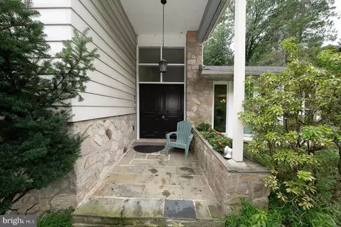 Exterior - 528 Sprague Rd, Penn Valley, PA 19072 photo 2 of 4